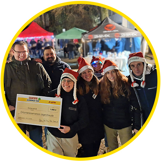 Manuela Bucher übergibt 1000 € Scheck an Ortsinteressenverein Jägersfreude